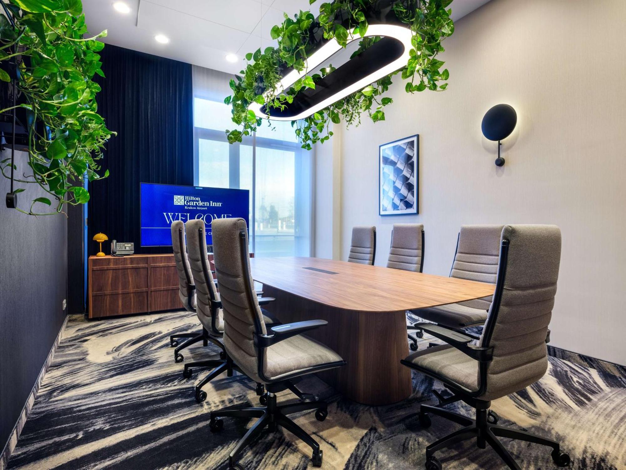 Hilton Garden Inn Krakow Airport — Photos 1